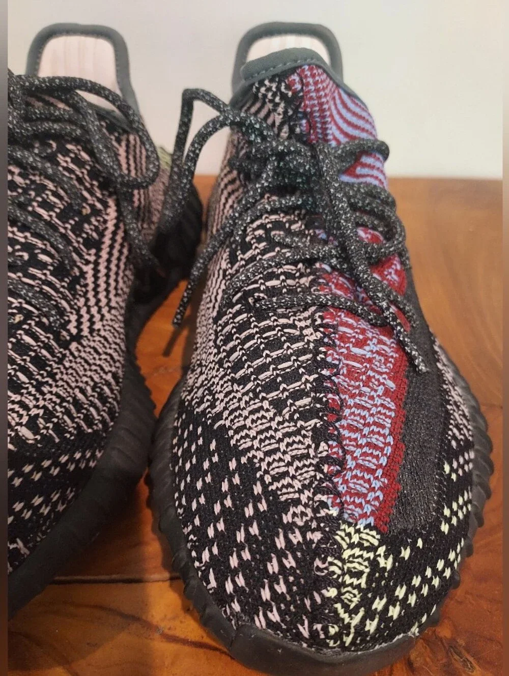 Adidas Yeezy Boost 350 V2 Yecheli FW5190 Primeknit Boost Shoes Size 9